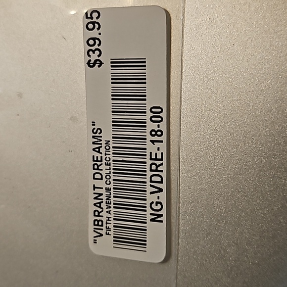 FIFTH AVENUE orange dust necklace - Picture 3 of 3